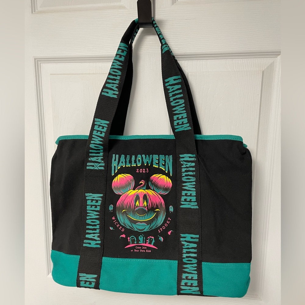 Disney Halloween Tote Bag Parks Mickey Mouse Pumpkin 2023 Black Canvas Zip Glow